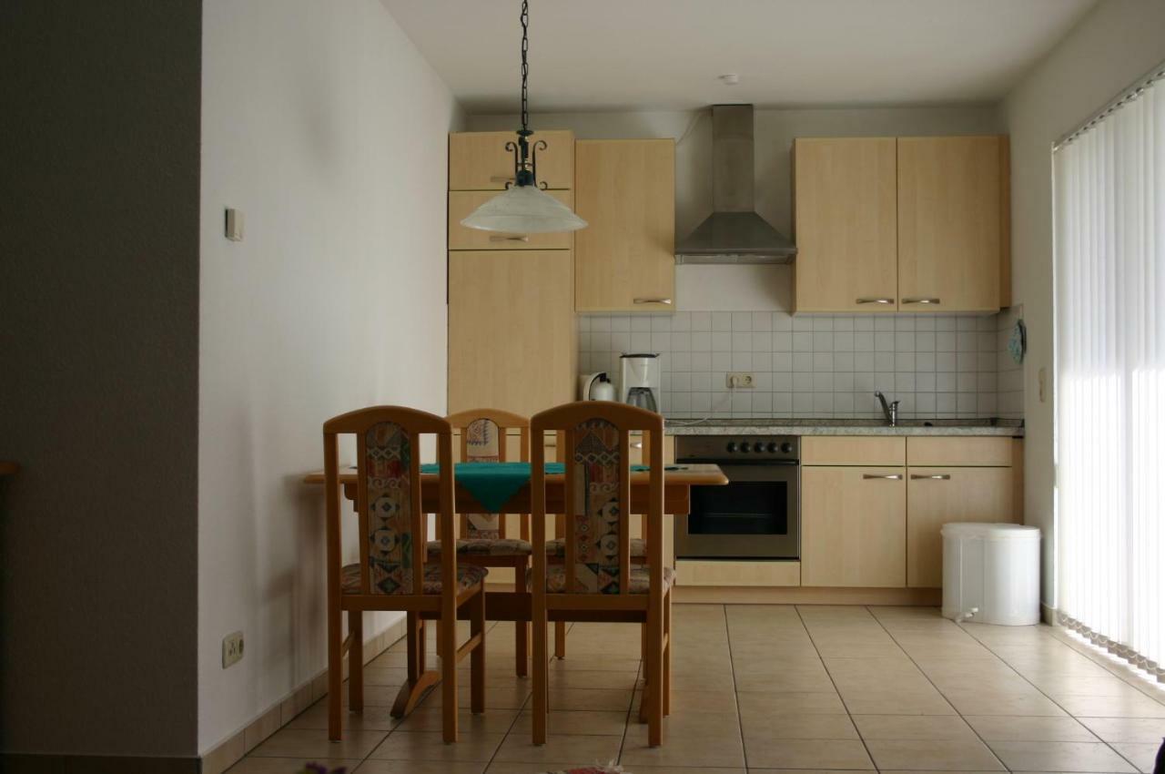 Haus Galerie Eg Apartman Karlshagen Kültér fotó