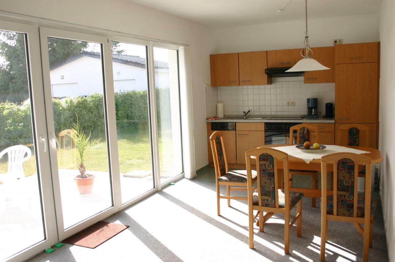 Haus Galerie Eg Apartman Karlshagen Kültér fotó